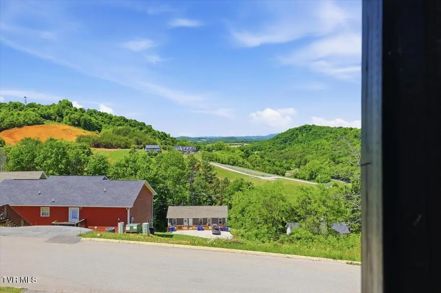 1316 Lauren Drive, Jefferson City, TN 37760 - #2