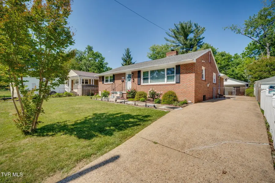 2229 Cypress Street, Kingsport, TN 37664 - #2