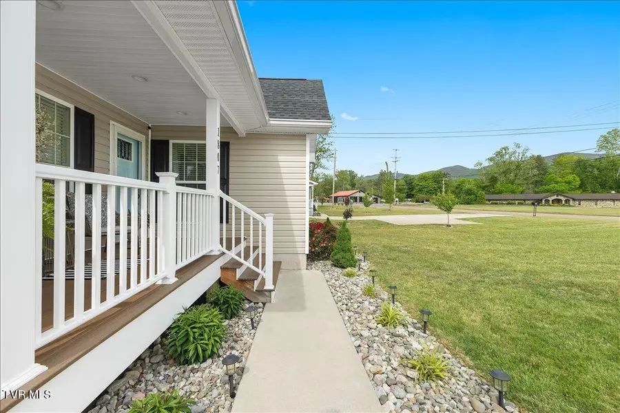 1807 Highway 91, Elizabethton, TN 37643 - #3