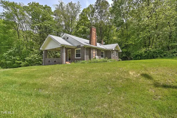 275 Tiger Creek Road, Roan Mountain, TN 37687