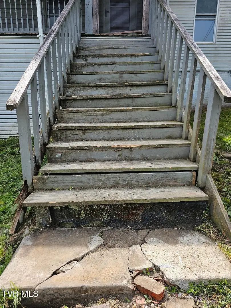 2104 Exeter Road, Appalachia, VA 24216 - #3