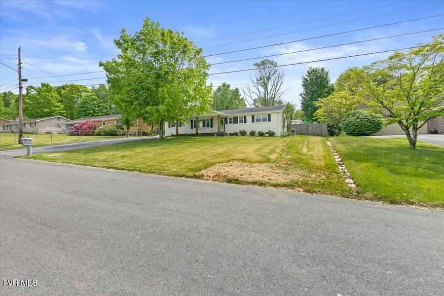 145 Homestead Drive, Bristol, VA 24201 - #3