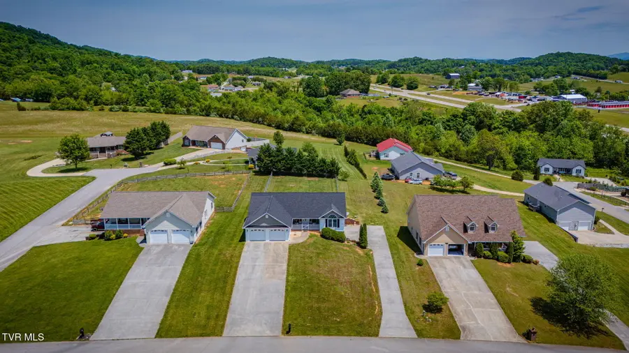 140 Willow Ridge Drive, Chuckey, TN 37641 - #3