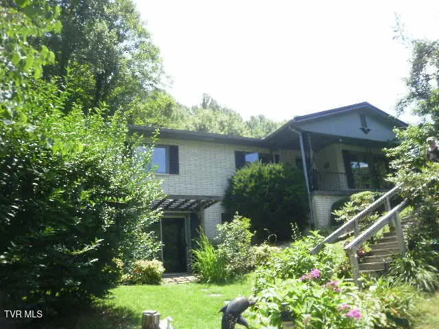 665 Northwest Isabell Street, Norton, VA 24273 - #2