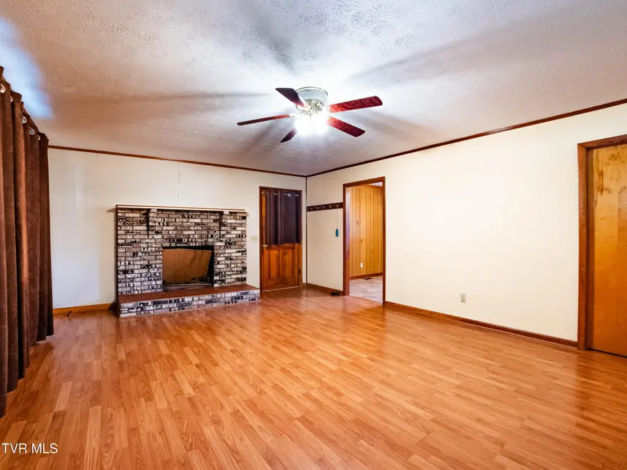 156 Pyne Hills Drive, Rogersville, TN 37857 - #2