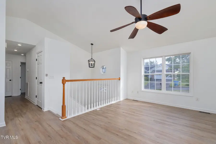 26 Mountain Creek Court, Jonesborough, TN 37659 - #2