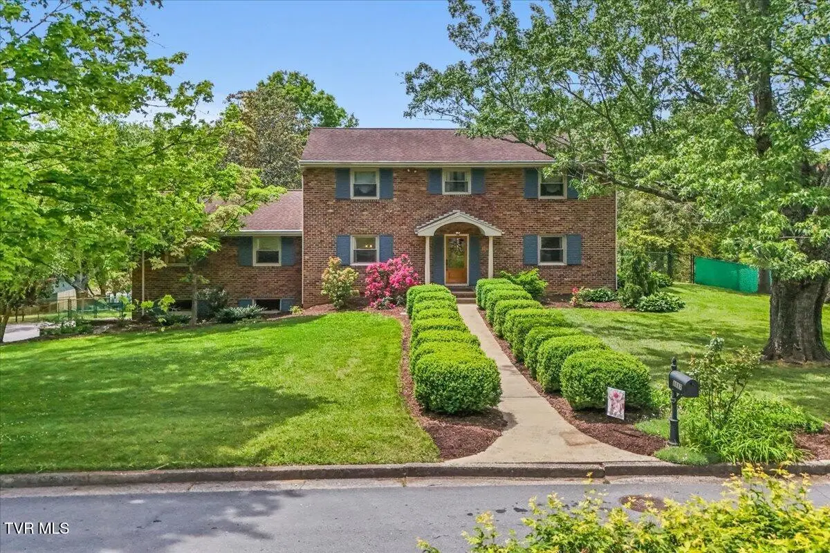 1117 College Heights Drive, Johnson City, TN 37604 - #1