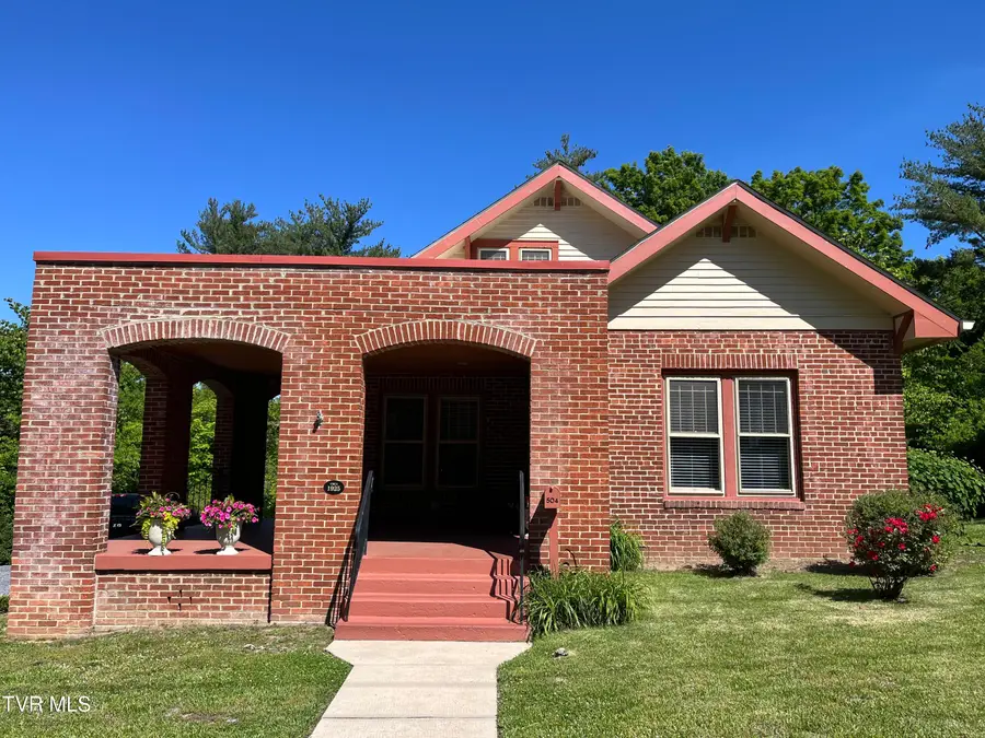 504 West Main Street, Jonesborough, TN 37659 - #2