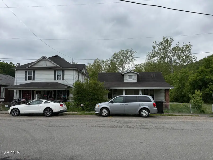 306 Kilbourne Avenue, Appalachia, VA 24216 - #2
