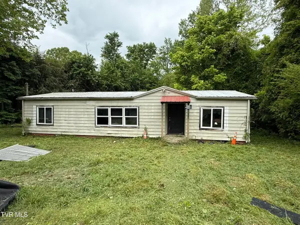 733 Taggart Avenue, Big Stone Gap, VA 24219