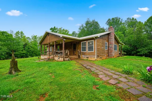 3081 Ervintown Road, Castlewood, VA 24224