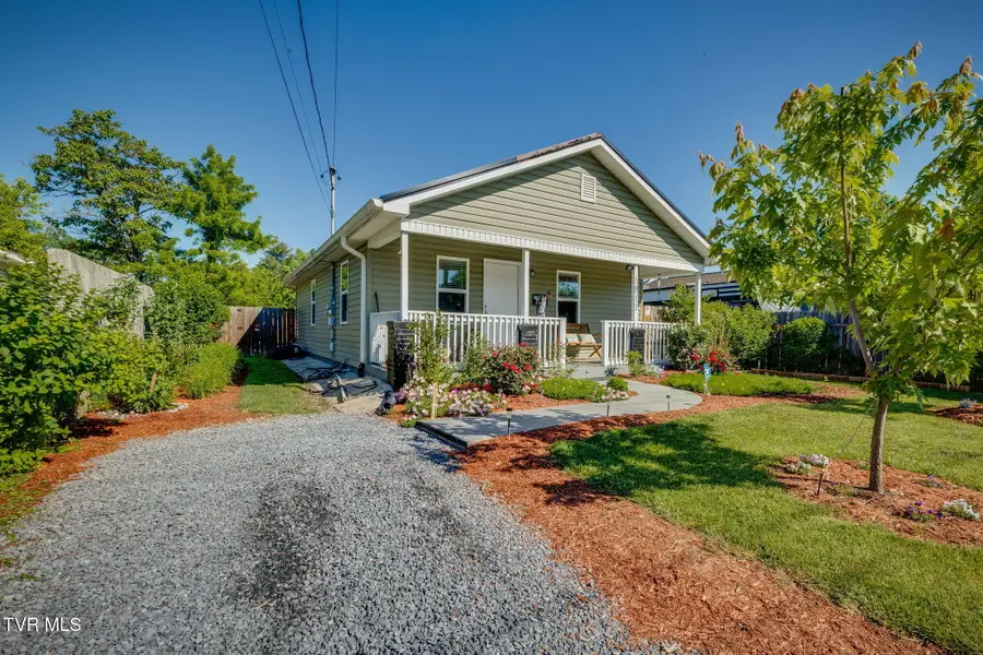 1811 East Fairview Avenue, Johnson City, TN 37601 - #3