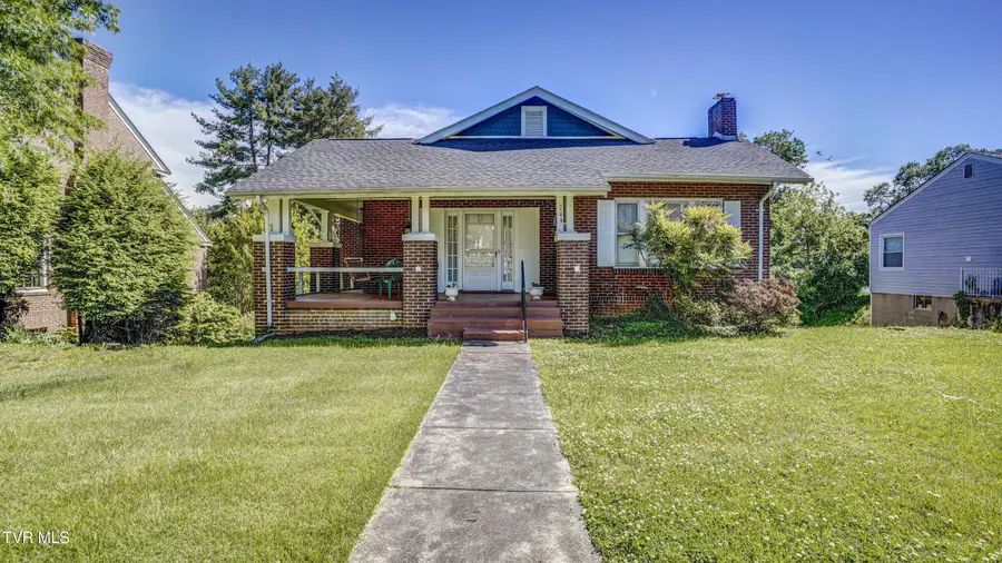704 Reynolds Street, Bristol, TN 37620 - #2