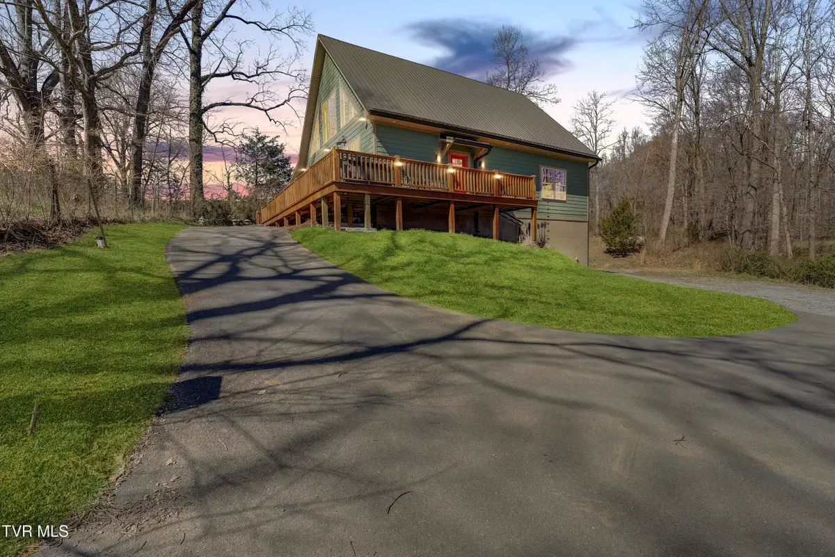137 Unaka View Road, Johnson City, TN 37601 - #1