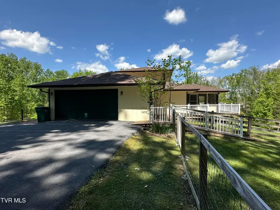 21506 Plantation Road, Bristol, VA 24202 - #3
