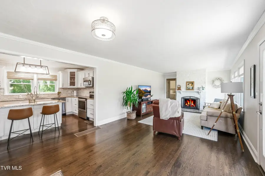 404 Valley Drive, Bristol, VA 24201 - #2