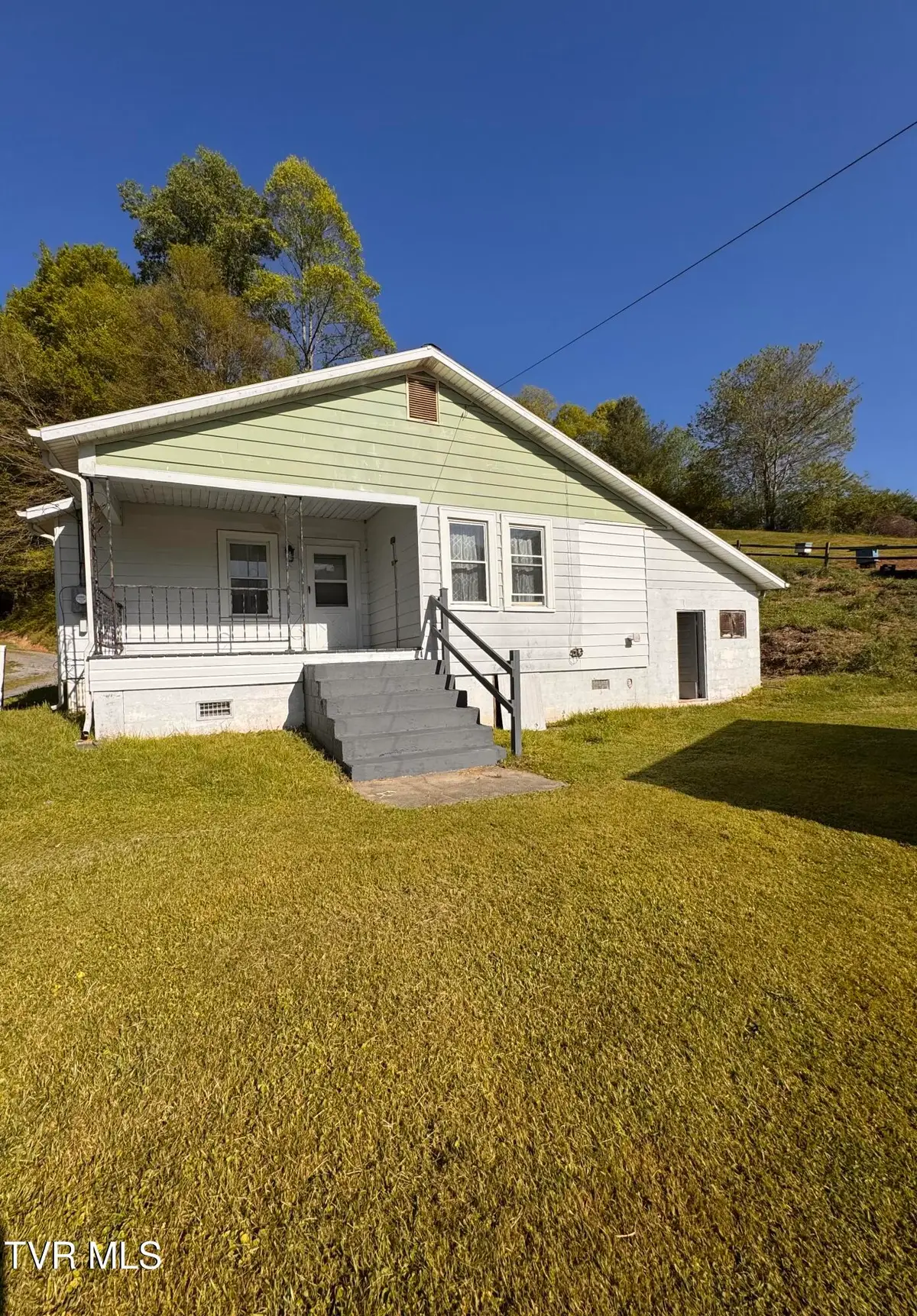 11985 Tazewell Road, Coeburn, VA 24230 - #1