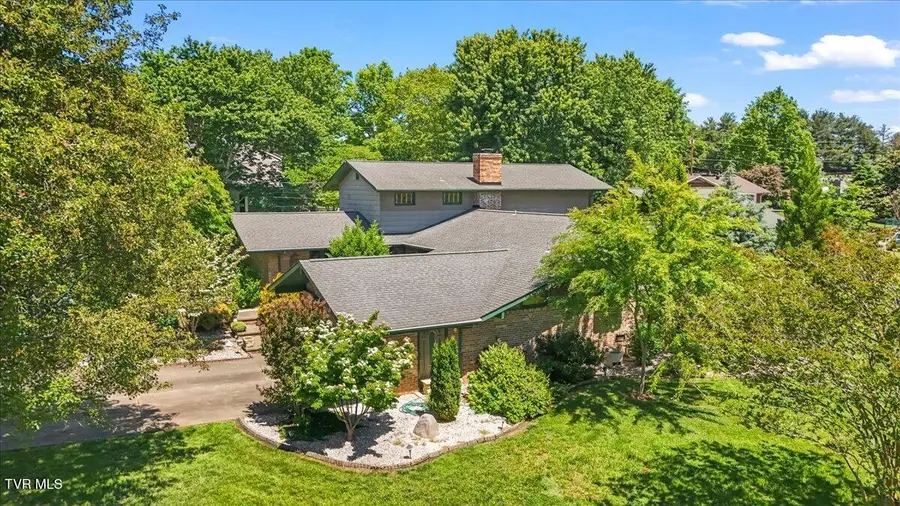 112 Spruce Street, Greeneville, TN 37745 - #2