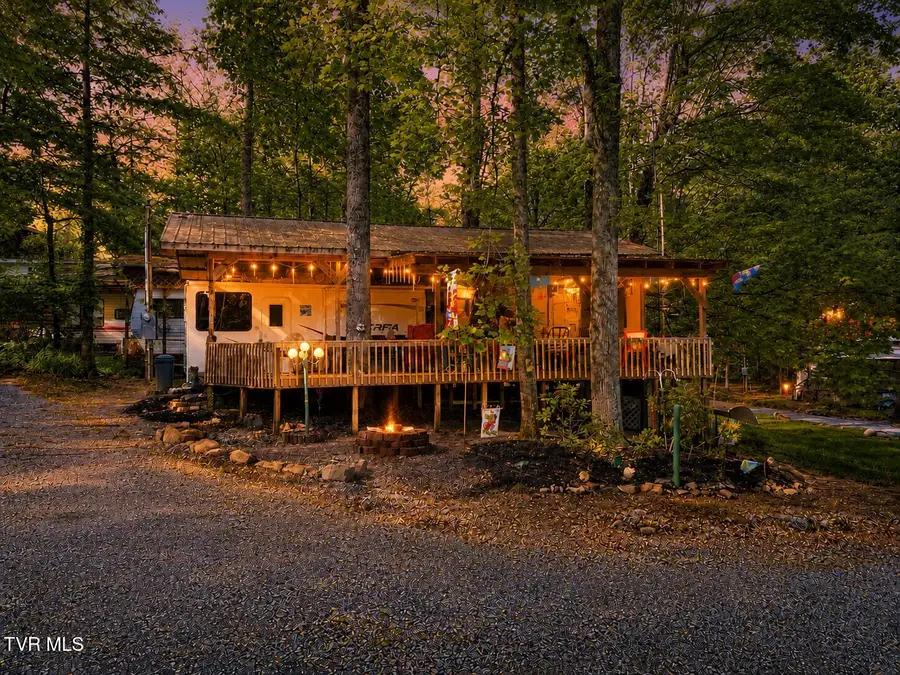 605 Lily Way, Cosby, TN 37722 - #2
