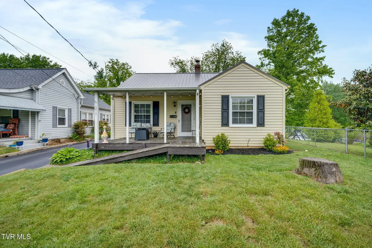 1215 Maryland Avenue, Bristol, TN 37620 - #1