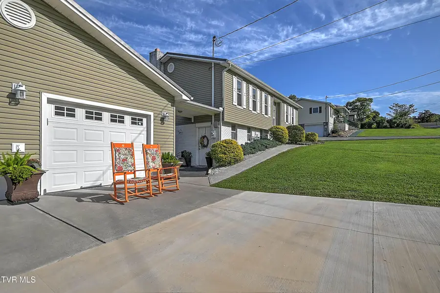 121 Brookview Drive, Newport, TN 37821 - #3