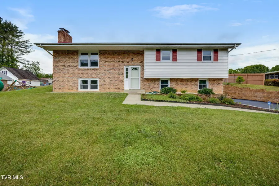 421 Mount Area Drive, Bristol, TN 37620 - #2
