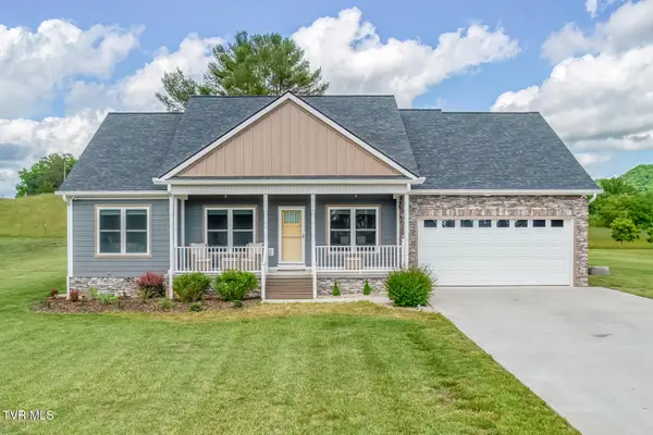 1007 Deerfoot Circle, Rogersville, TN 37857