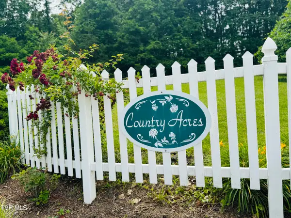 Lot 2 Country Drive, Kingsport, TN 37664