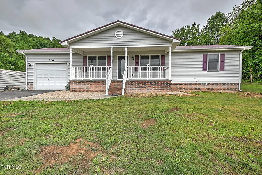 936 Diane Avenue, Erwin, TN 37650 - #2