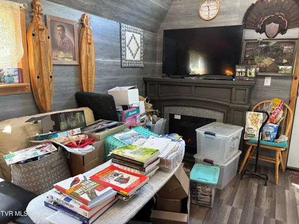 9438 Roan Creek Road, Butler, TN 37640