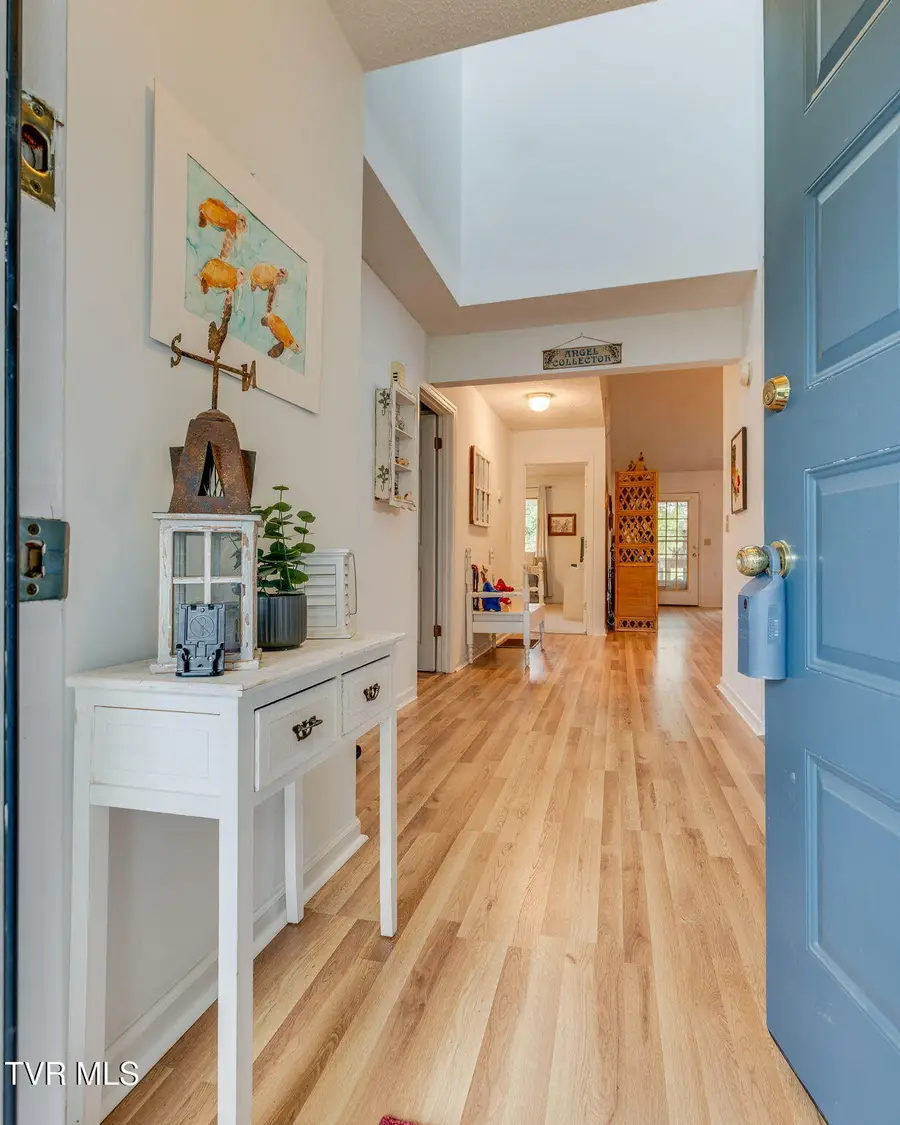 127 Timberbrook Drive, Bristol, VA 24201 - #3
