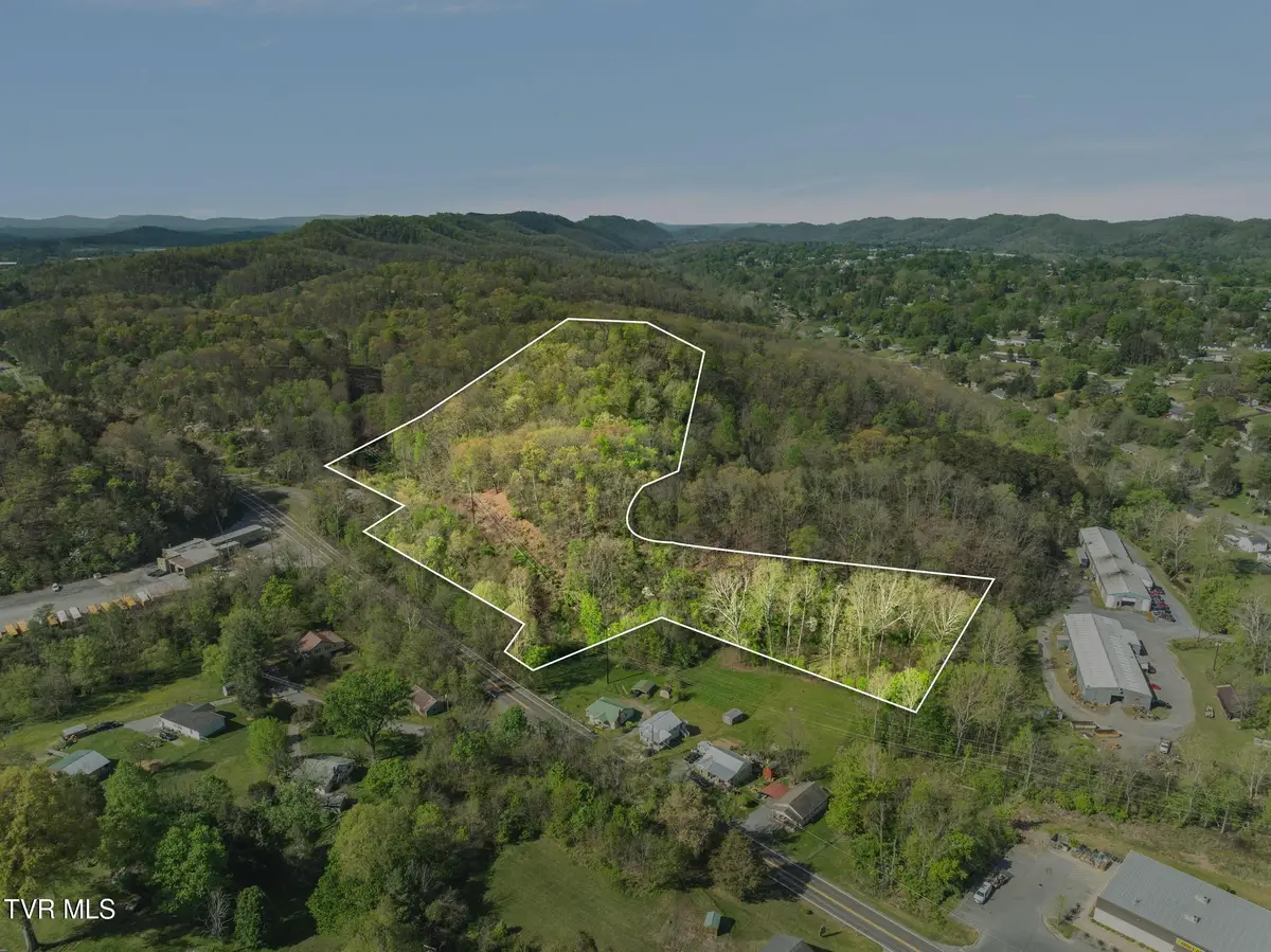 1848 Weaver Pike, Bristol, TN 37620 - #1