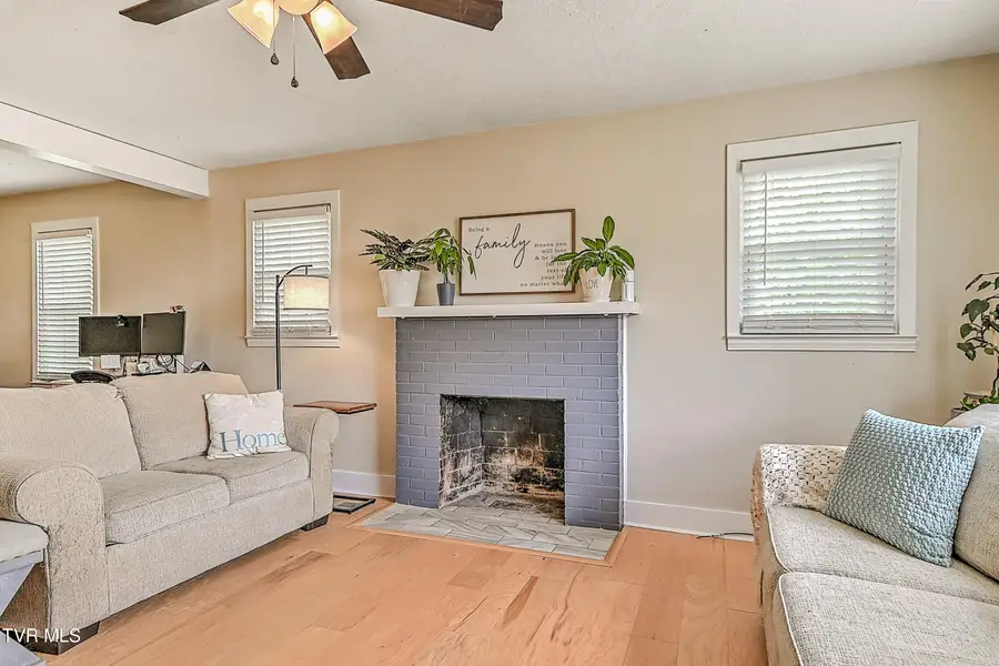 189 Mullins Street, Kingsport, TN 37665 - #2