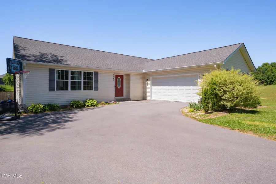 5045 Old Jonesboro Road, Bristol, TN 37620 - #2
