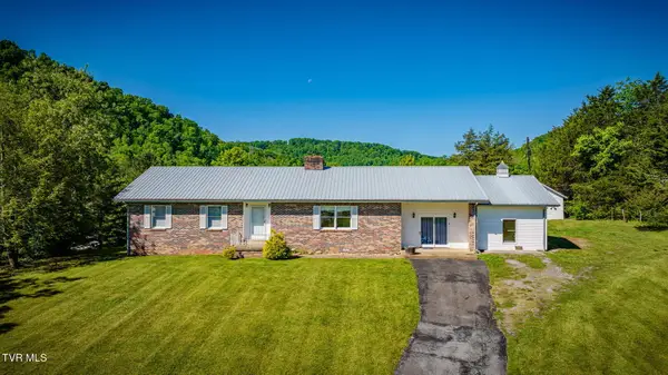117 Kelly Road, Pennington Gap, VA 24277