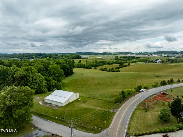 212 Brown Circle, Blountville, TN 37617