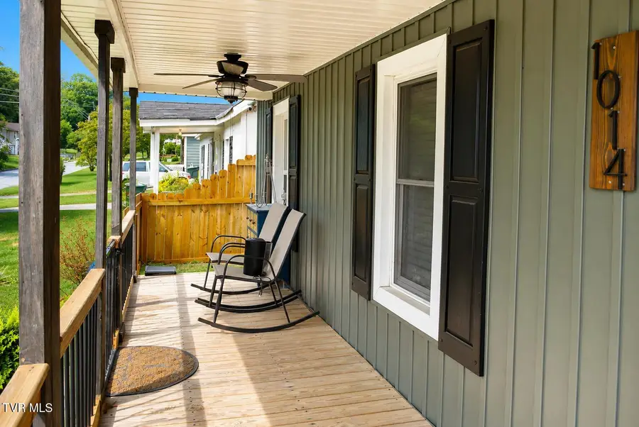 1014 Bluefield Avenue, Elizabethton, TN 37643 - #3