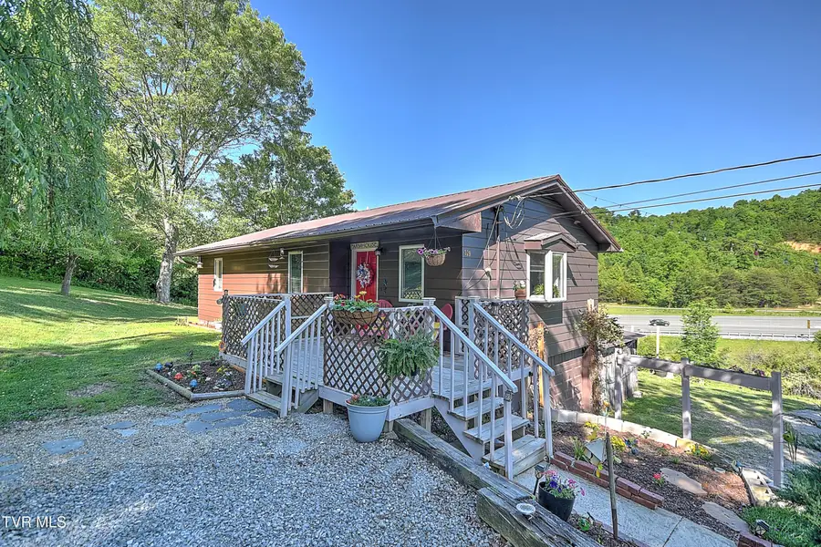329 Westfield Drive, Kingsport, TN 37664 - #2