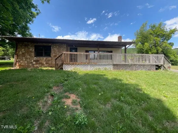 221 Holly Hill Drive, Rogersville, TN 37857