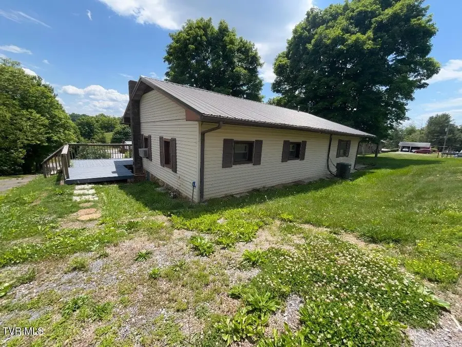 221 Holly Hill Drive, Rogersville, TN 37857 - #2
