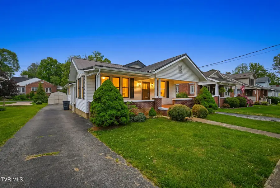 518 Carolina Avenue, Bristol, TN 37620 - #3