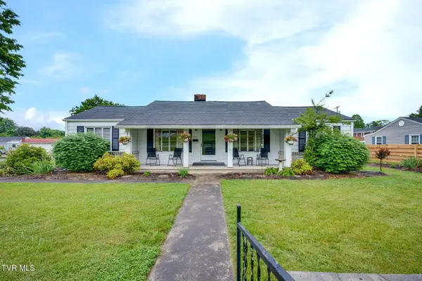 706 East Holston Avenue, Johnson City, TN 37601