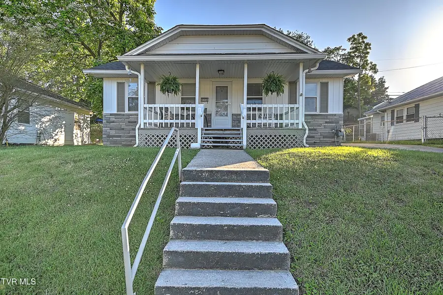 1218 East Sevier Avenue, Kingsport, TN 37664 - #2
