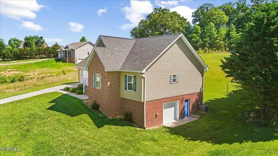 194 East Ridges Drive, Chuckey, TN 37641 - #3