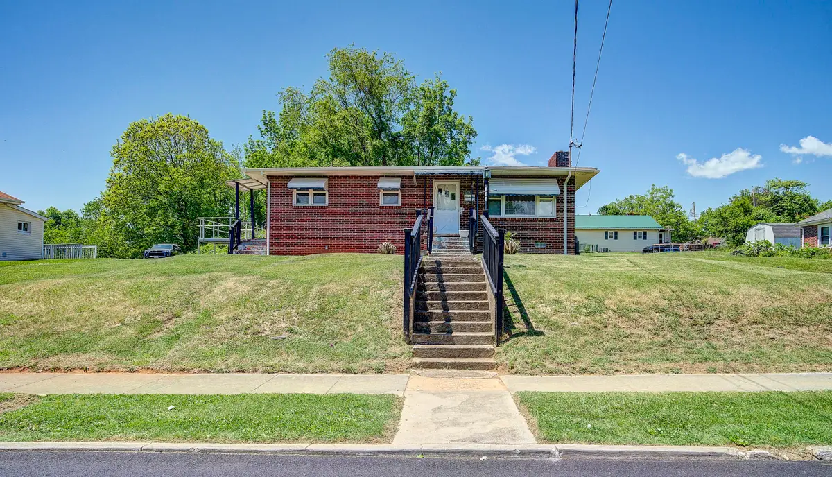 314 West 8th Avenue, Johnson City, TN 37604 - #1