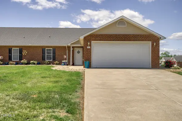 82 Clear Mountain Trail, Greeneville, TN 37745