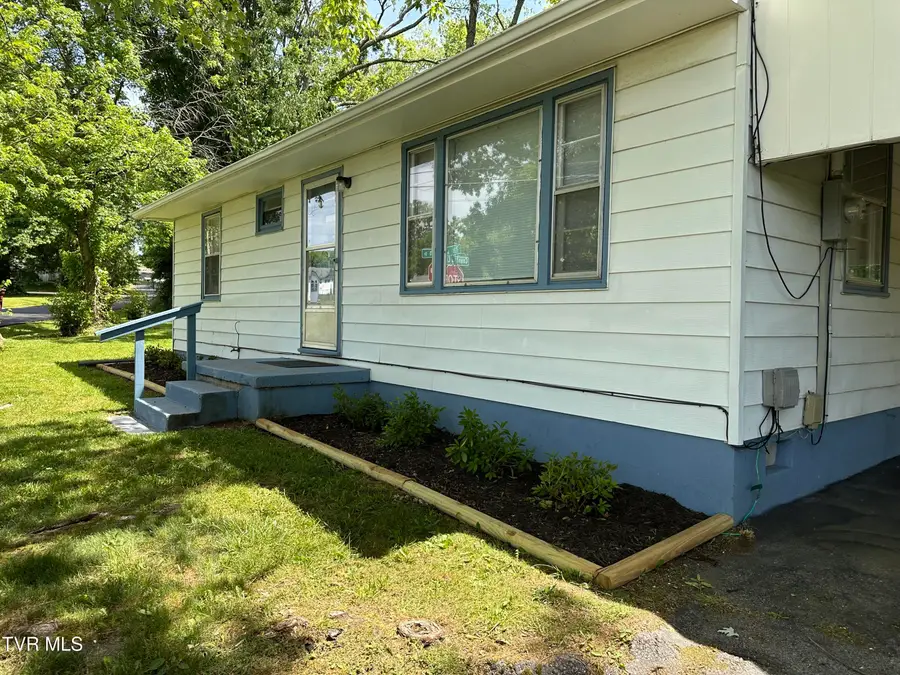 2200 7th Avenue, Johnson City, TN 37601 - #3