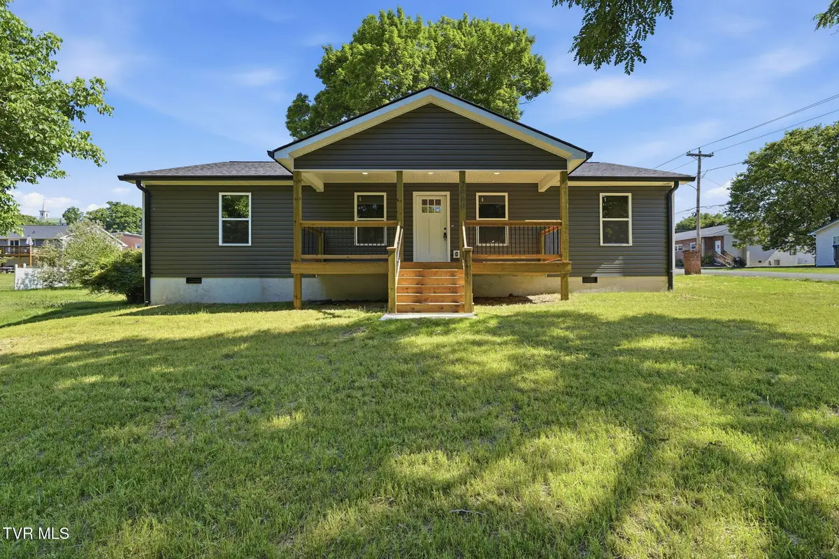 2000 Charlotte Street, Kingsport, TN 37660 - #1