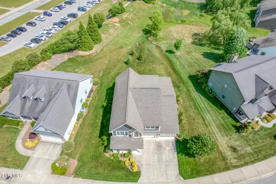 2409 Edinburgh Channel Road, Kingsport, TN 37664 - #3