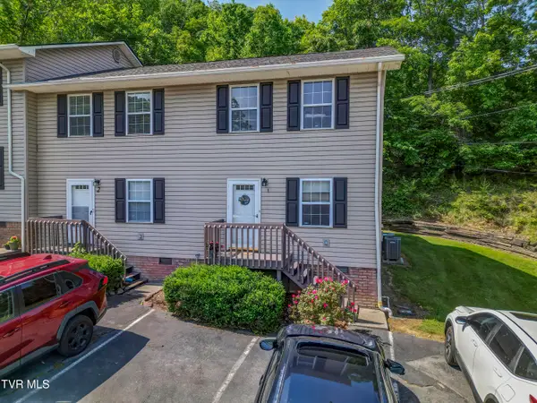 200 Arrowhead Drive #1, Johnson City, TN 37601